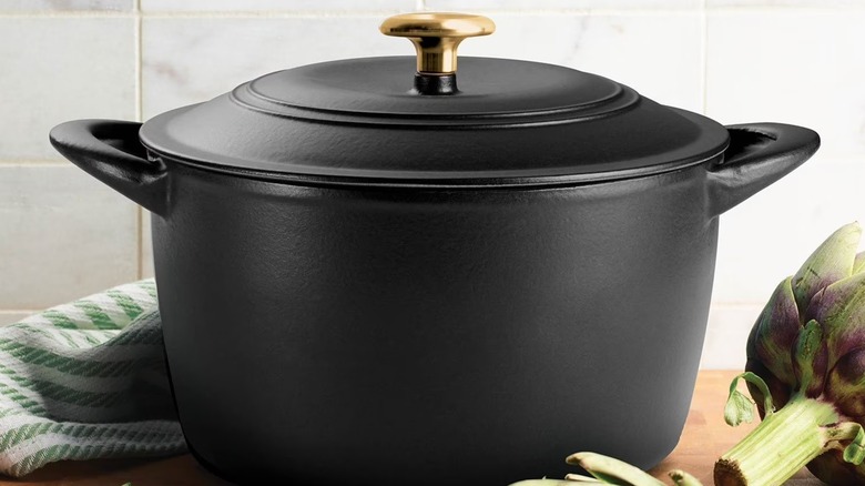 Black Sam's Club Tramontina Dutch oven