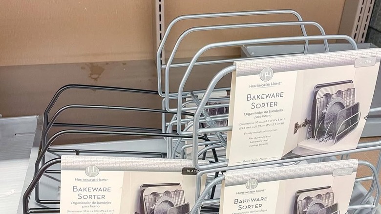 Aldi bakeware sorters on store shelf