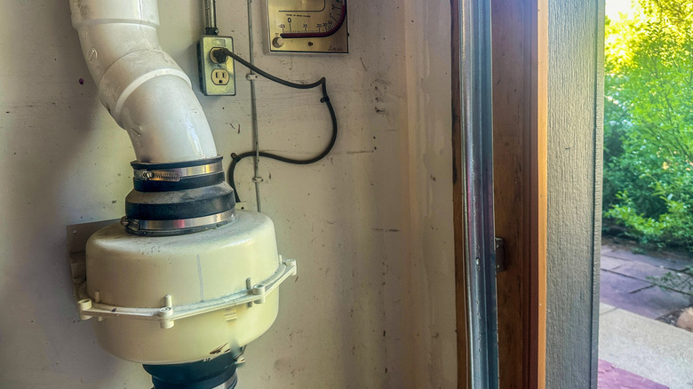 Home radon remediation system