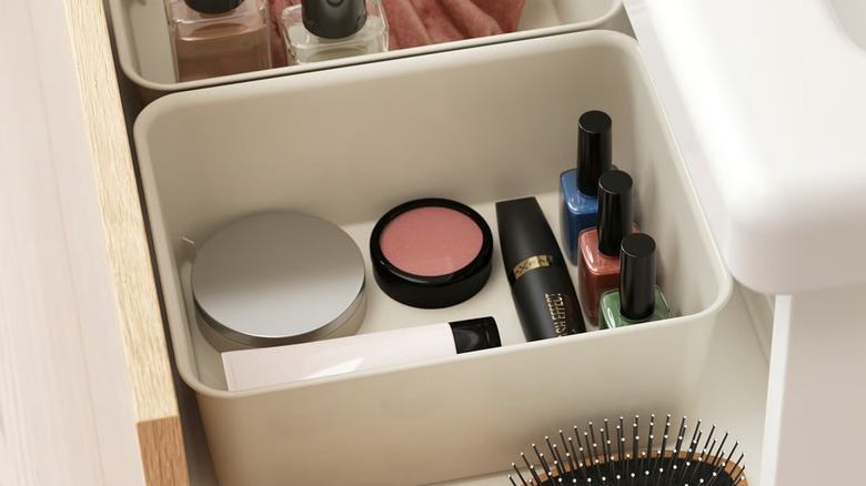 NOJIG organizer holding makeup and nail polish
