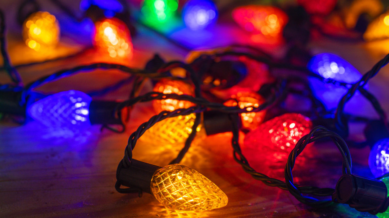 Chunky multi-colored Christmas tree light strand