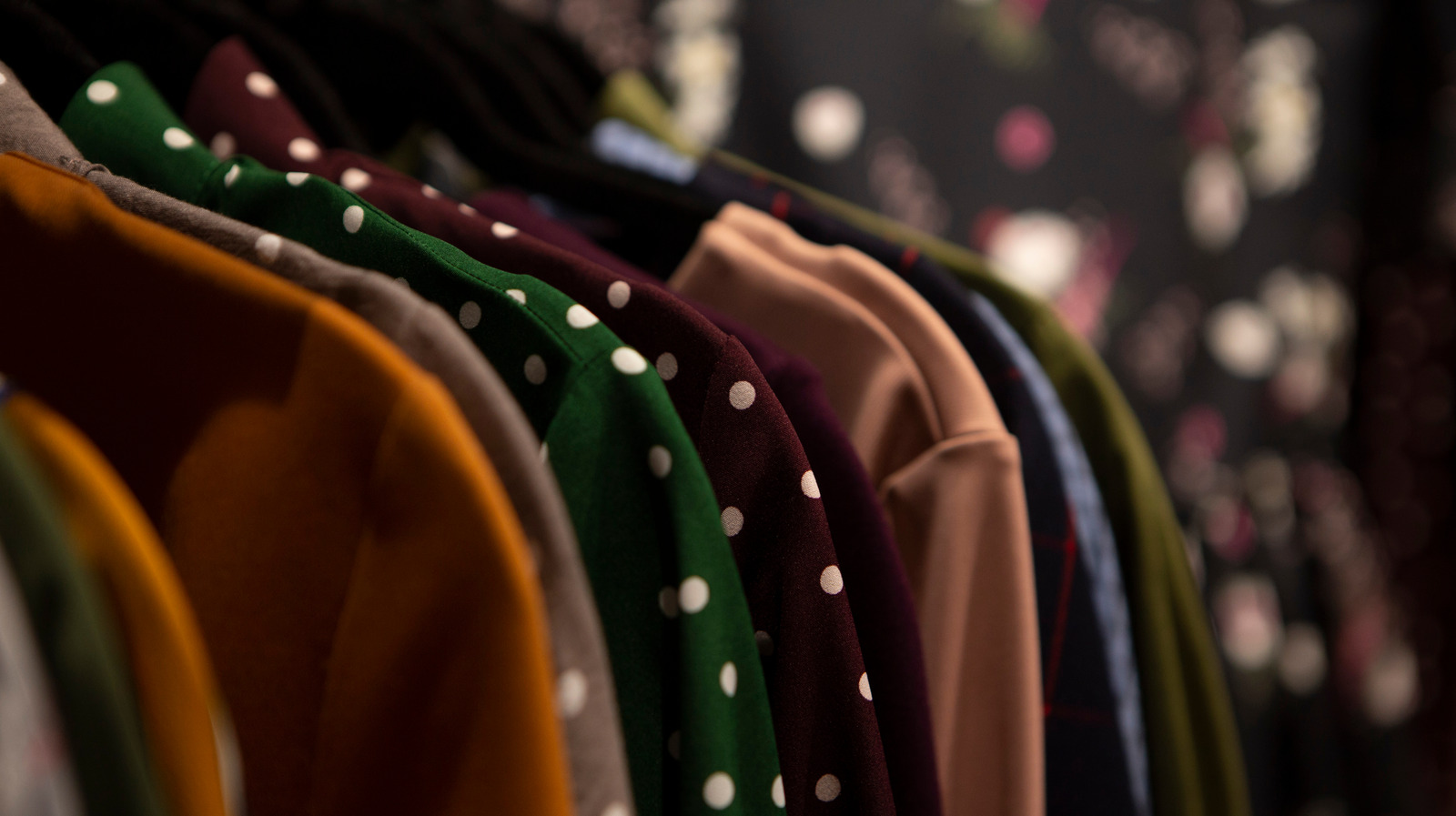 10 Easy And RenterFriendly Ways To Add Lighting To Your Dark Closet