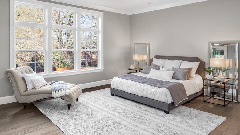 bed with many throw pillows