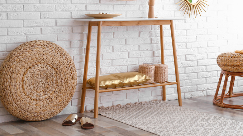 thin table