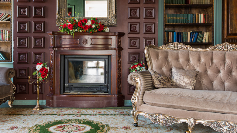 Victorian living room fireplace