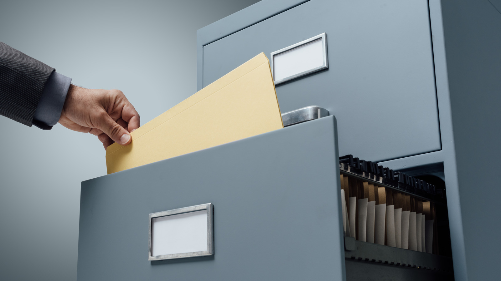 10 Genius Ways To Repurpose An Old Filing