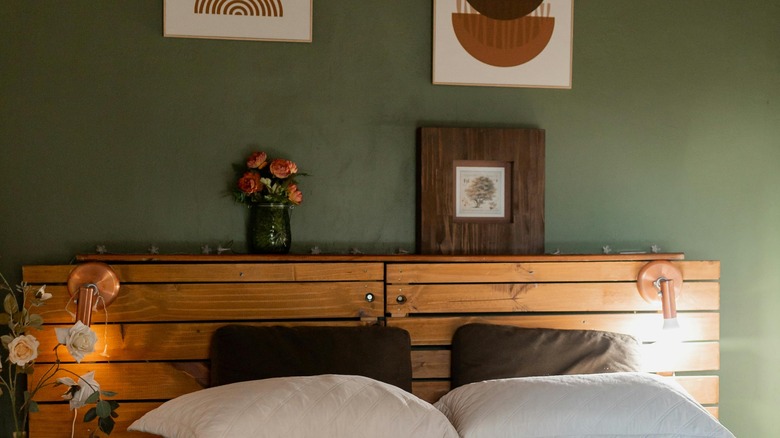 Bedroom with green limewash walls