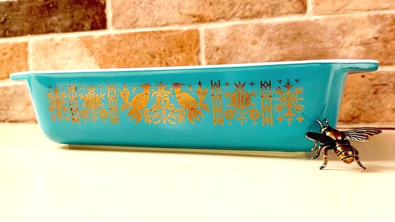 Pyrex Turquoise Golden Birds casserole dish from the 1960's.