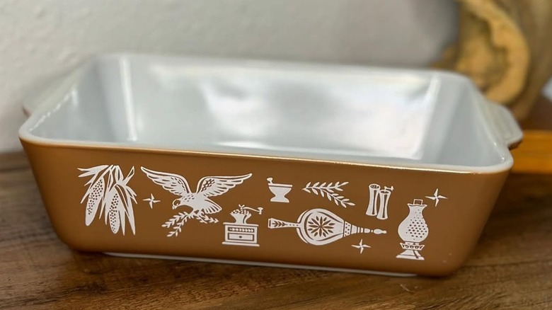 White on brown Early American pattern pyrex casserole
