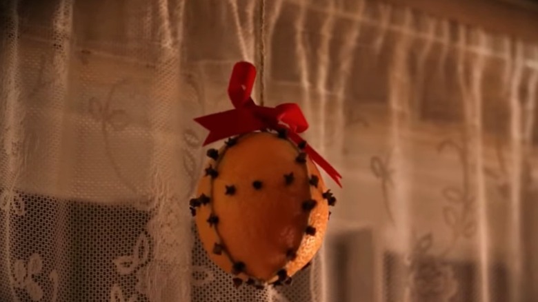 orange with cloves ornament