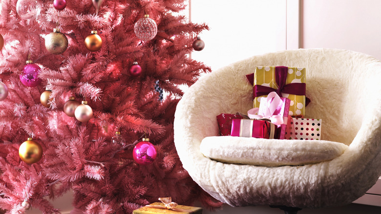 Pink themed Christmas tree
