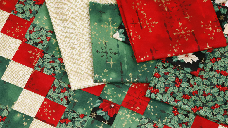 old-school Christmas linens