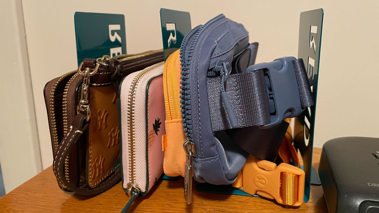 bookends being used to keep clutches together