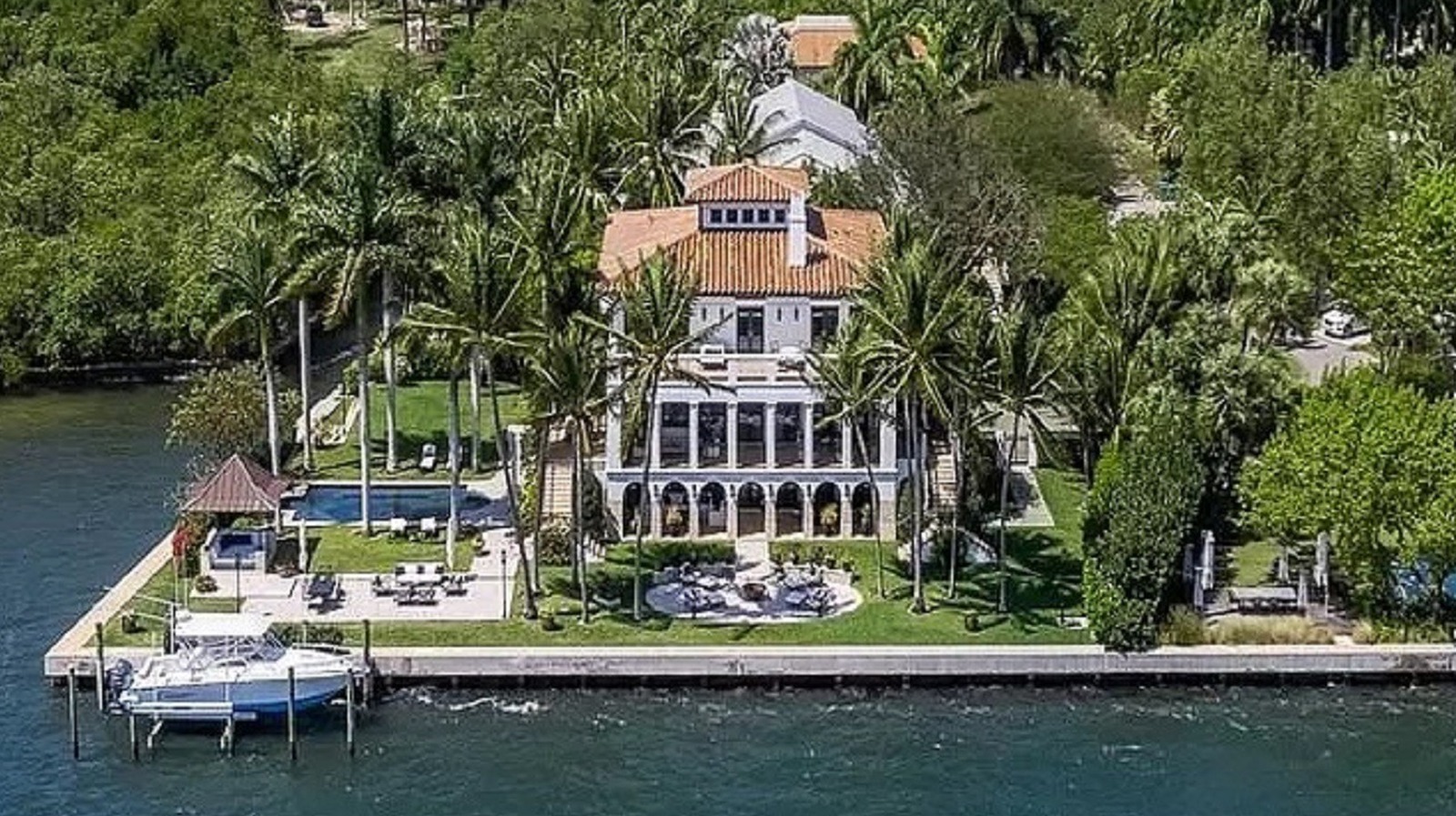 10 Stunning Million-Dollar Homes In Florida
