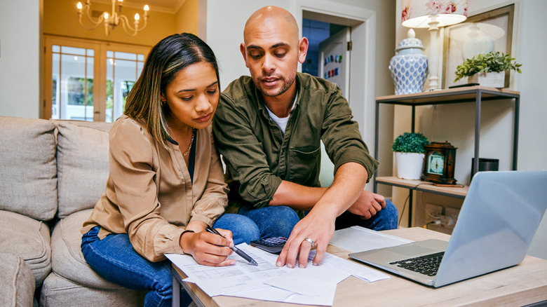 couple discussing budget