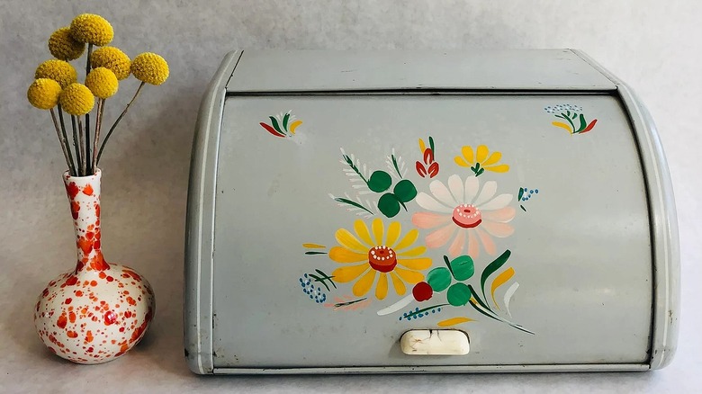 Ransburg hand-painted tin breadbox