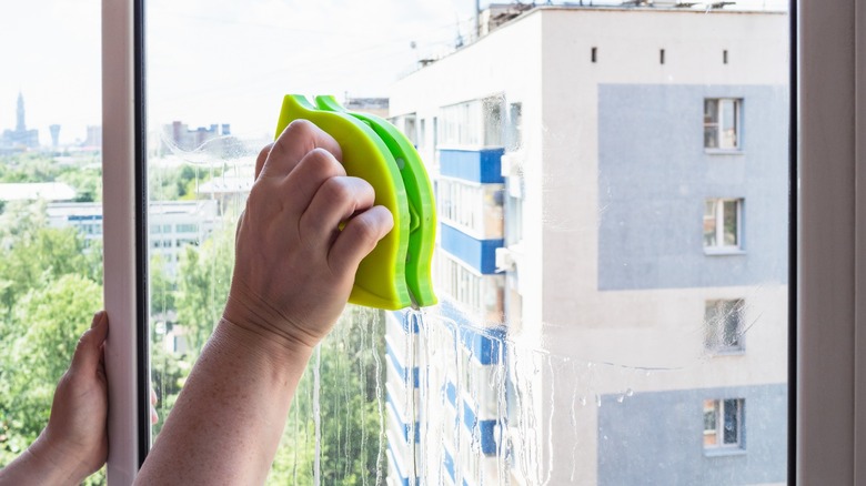 double-sided magnetic window cleaner