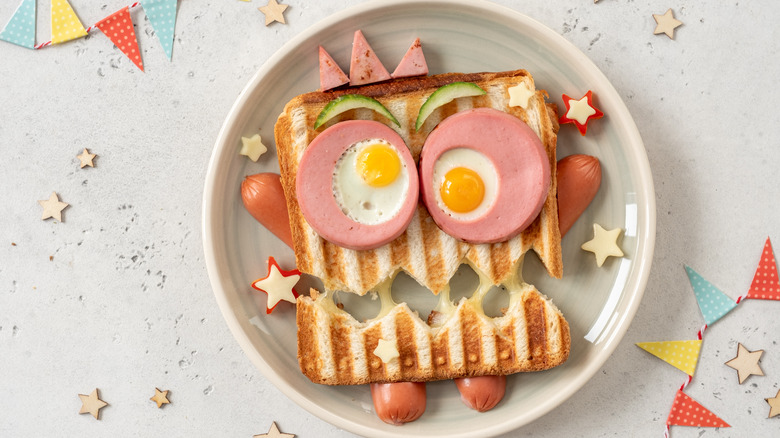 Sandwich monster