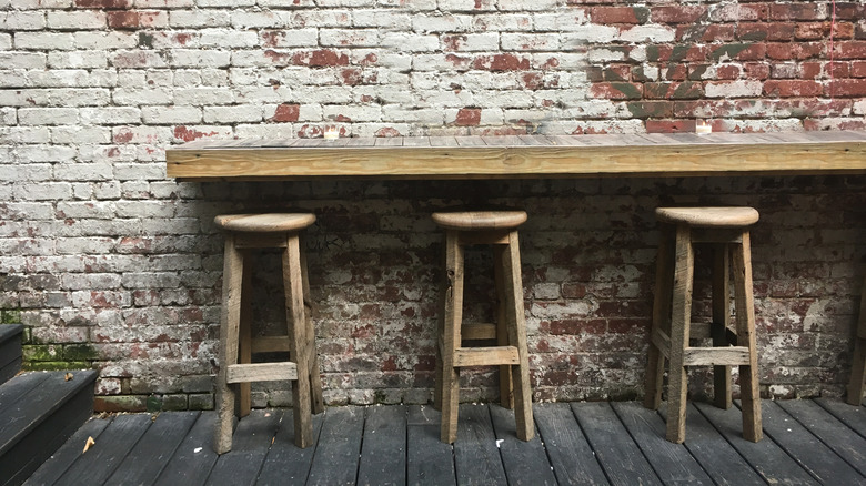 Backyard bar top with stools