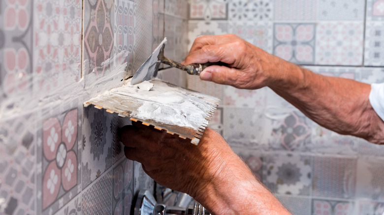 white grout with white tiles