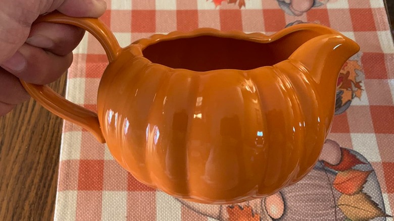Pumpkin-shaped gravy boat