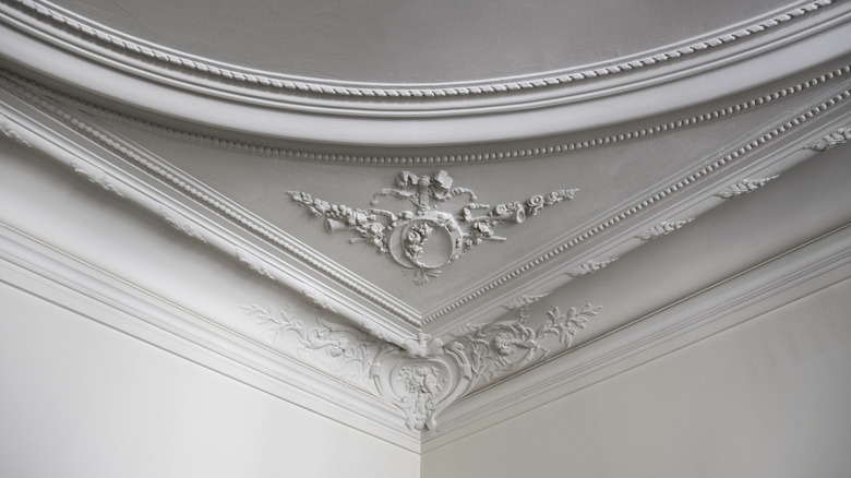 A close up of the plaster molding in a Parisian apartment