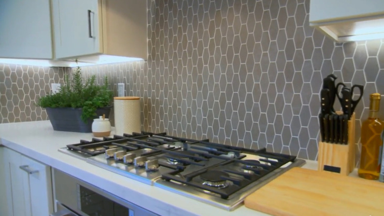 Grey hexagon tiles for a kitchen backsplash