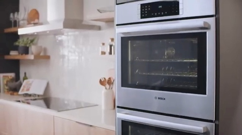 Double oven installed in a kitchen