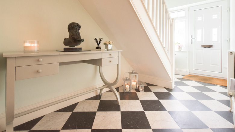 Closeup of a decorated area under a staircase