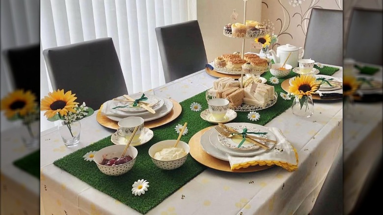 faux grass turf table runner for tea party