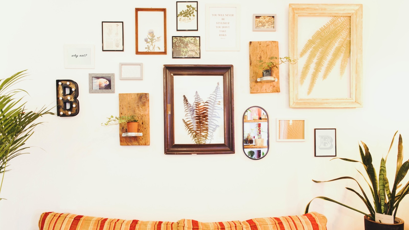 11 Things You Can Find At The Thrift Store For Unique And Charming Collage Walls