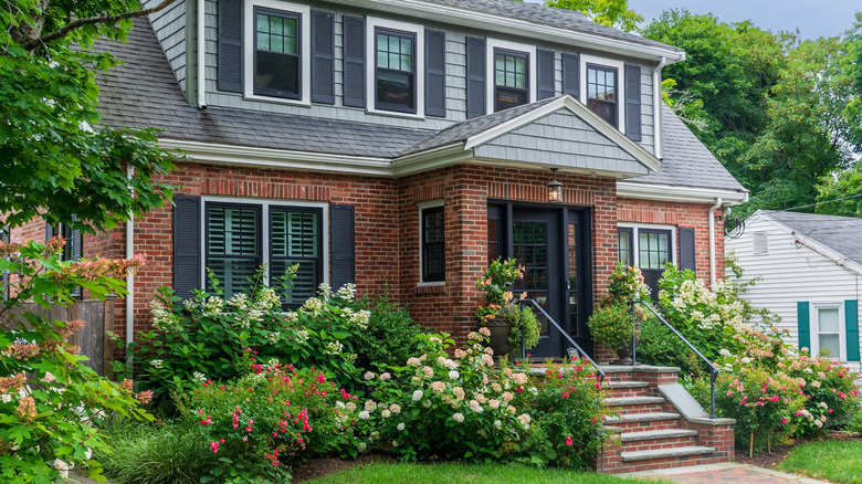 House with a small front yard