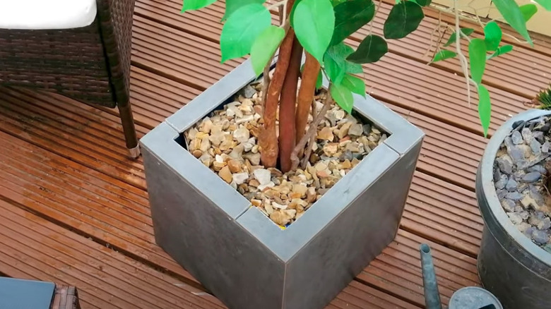 DIY square planter made from tiles