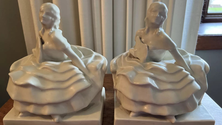 1944 Rookwood bookends carved like a young woman