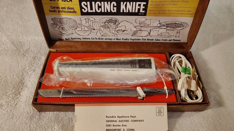 Vintage electric carving knife