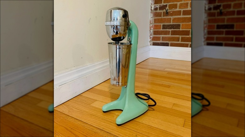 Vintage jadeite green Hamilton Beach drink mixer