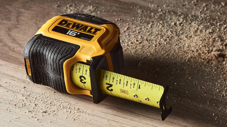 DeWalt's 16 foot Tape Measure with Finger Brake