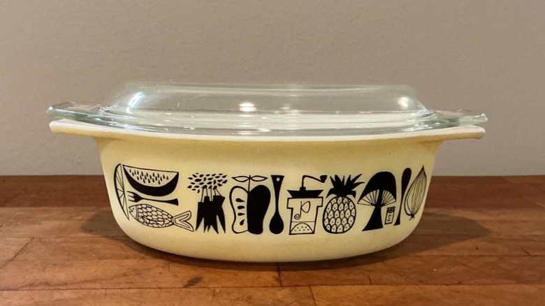 A vintage Pyrex dish with the discontinued Mod Kitchen pattern