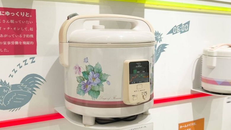 Original Zojirushi Micom rice cooker from 1983 in a store