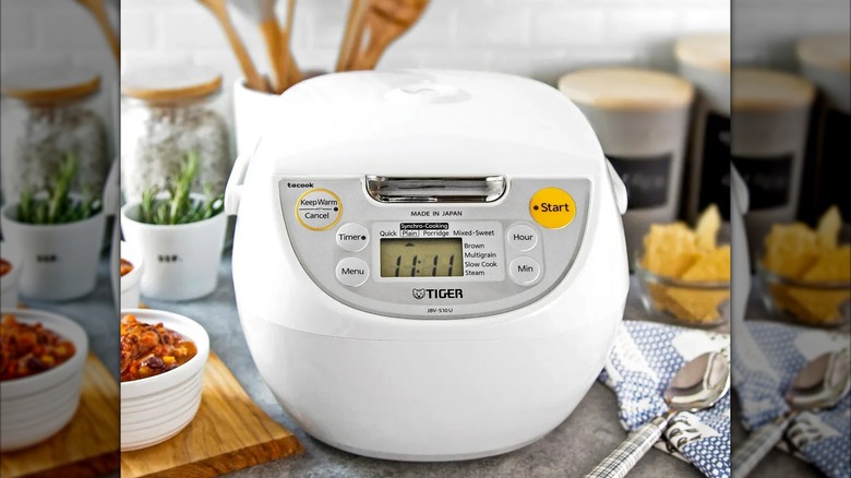 Tiger 5.5-Cup Micom Rice Cooker and Warmer