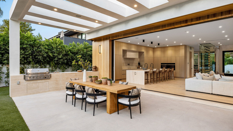 Open plan home with indoor / outdoor living