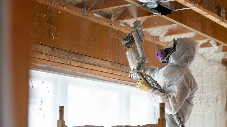 Putting new insulation in home