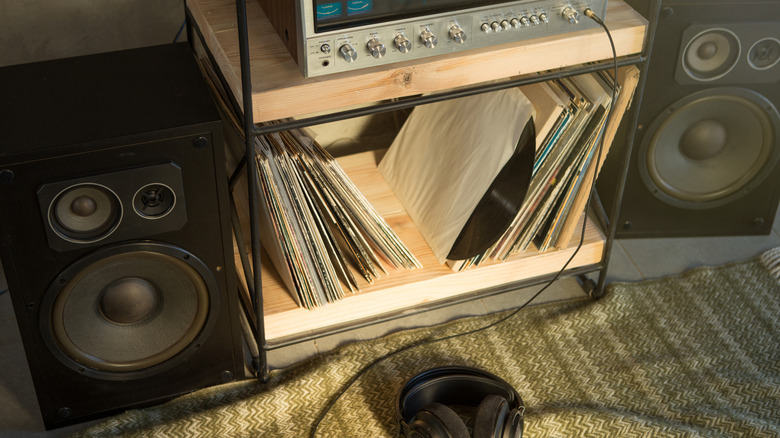 record player listening room