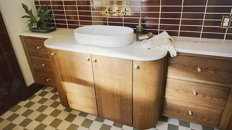 Joanna Gaines creates a custom vanity for an episode of "Mini Reni."