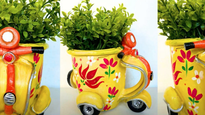 Coffee mug flower pot