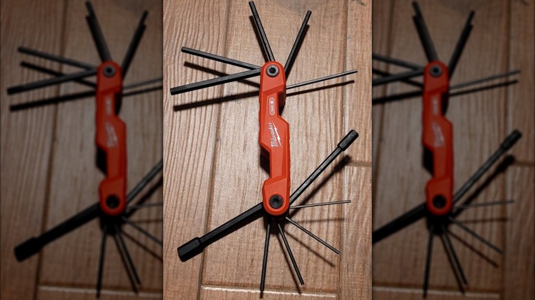 Milwaukee's Electrician's SAE Folding Hex Key Set (17-piece)