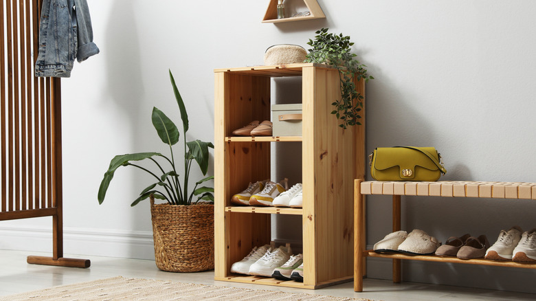 Neat shoe storage in entryway