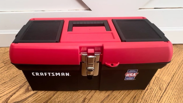 Craftsman Lockable Tool Box