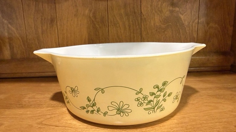 Shenandoah Pyrex casserole dish on wood surface