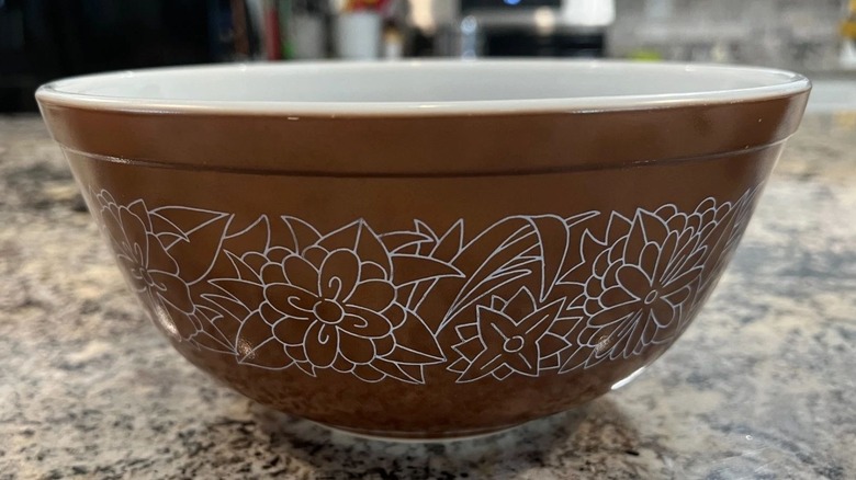 Woodland Pyrex mixing bowl